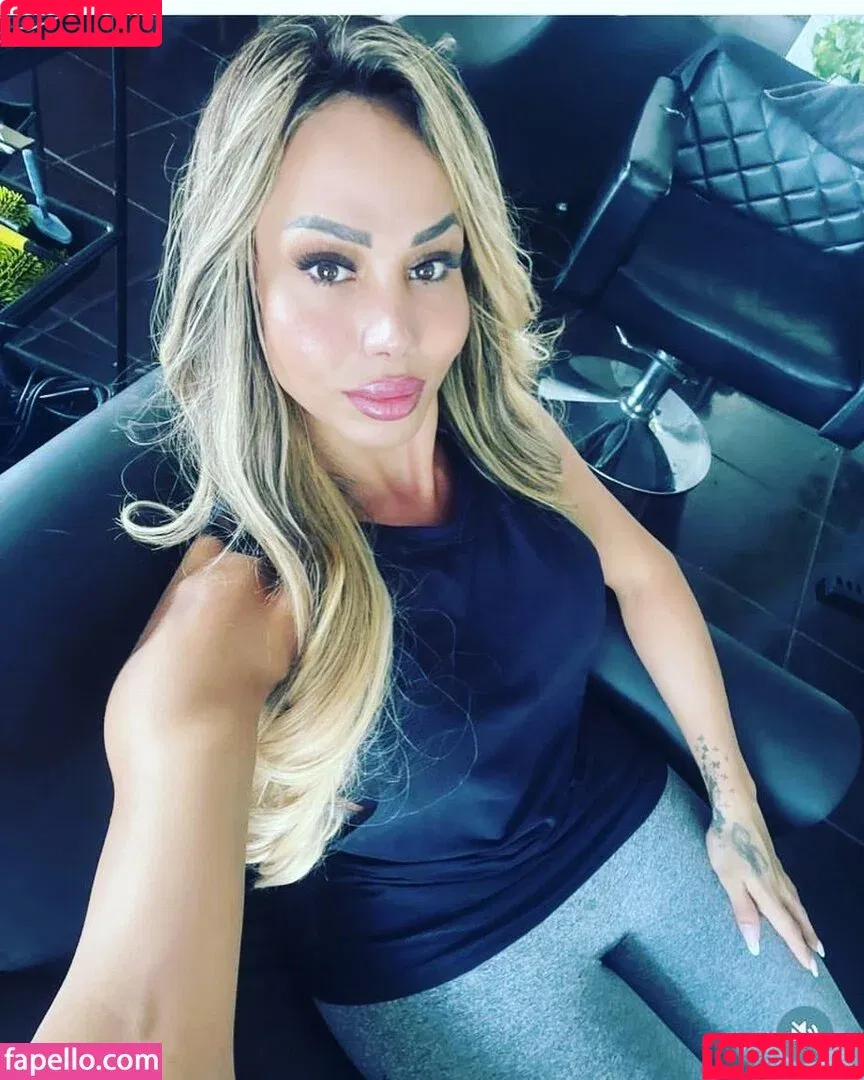 Agatha Ferraz / agathaferraz11 / agathaferraz2official / agathaferrazgyn Onlyfans Photo Gallery 