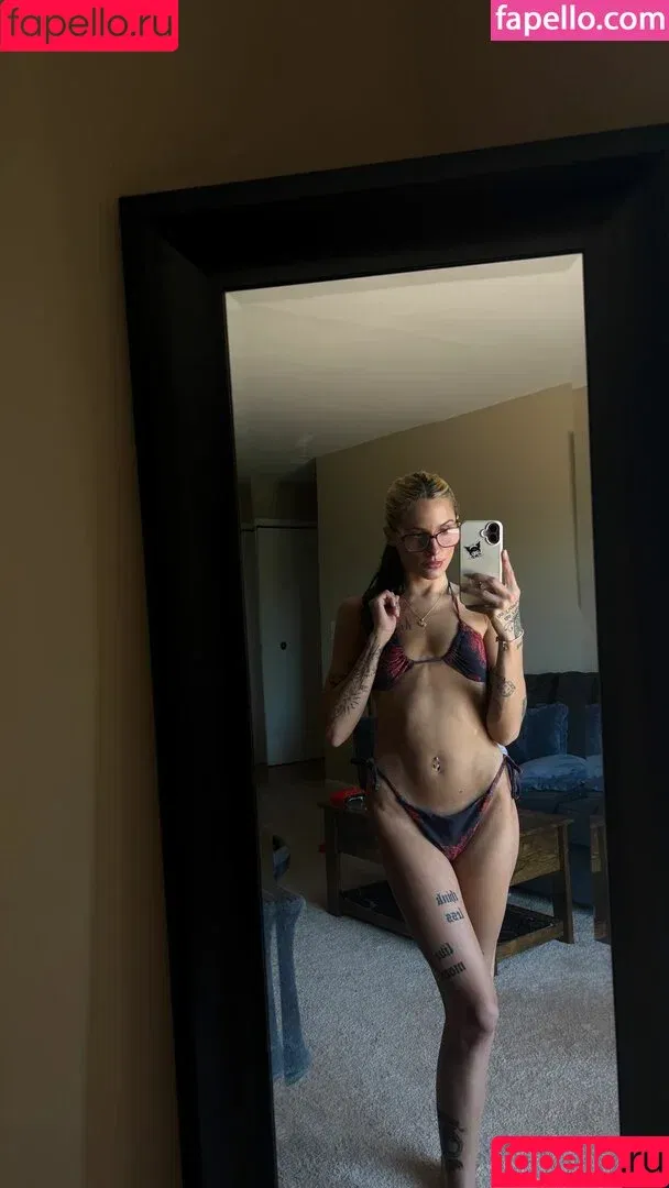 tinyteaserrtt / treena_berry_ Onlyfans Photo Gallery 