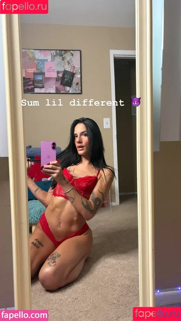 tinyteaserrtt / treena_berry_ Onlyfans Photo Gallery 