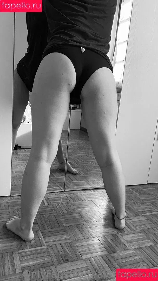 alessiaaa18 / alessiaaa188 Onlyfans Photo Gallery 