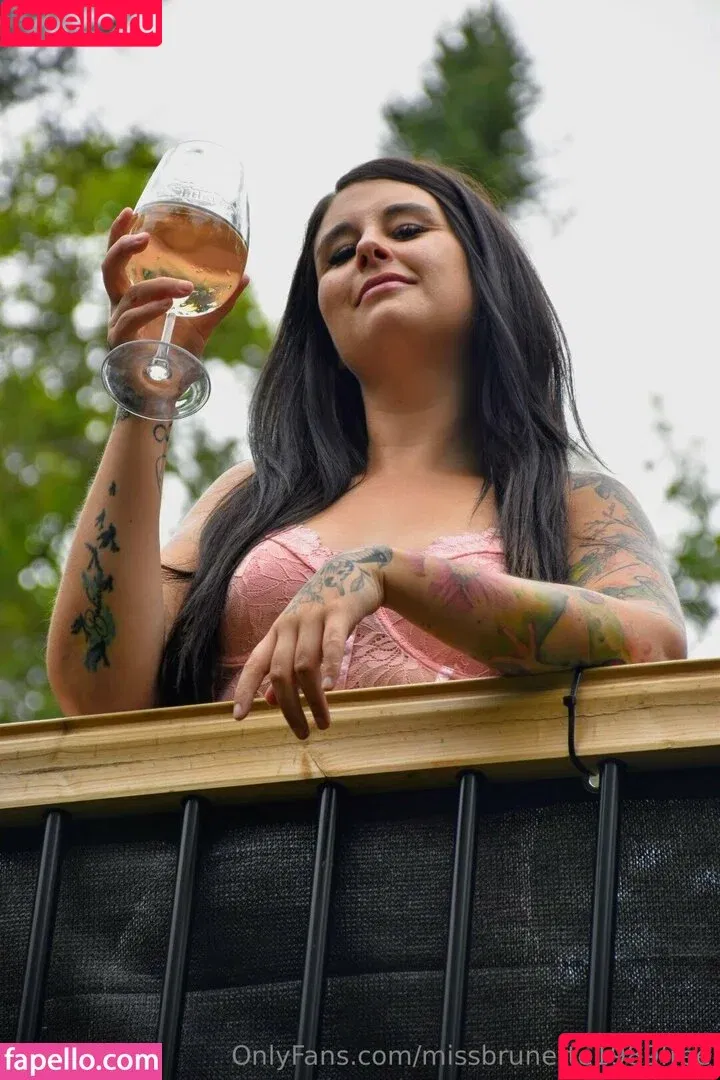 missbrunette1989 / missbrunette1989free Onlyfans Photo Gallery 