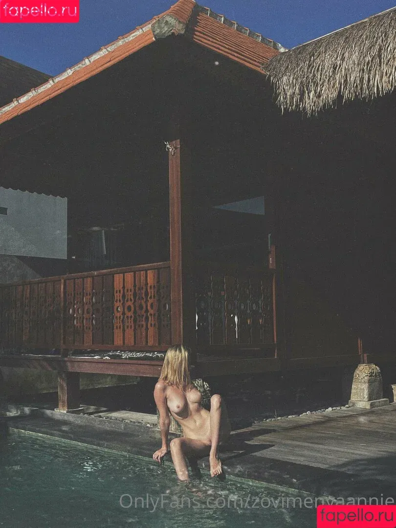 Zovimenyaannie / a.sobkoo Onlyfans Photo Gallery 