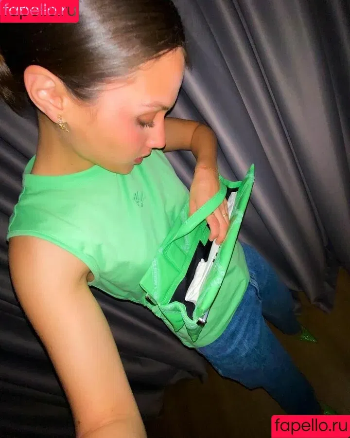 Sabela OT / aliceeee_watson / sabelamusic_ Onlyfans Photo Gallery 