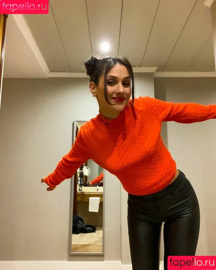 Sabela OT / aliceeee_watson / sabelamusic_ Onlyfans Photo Gallery 