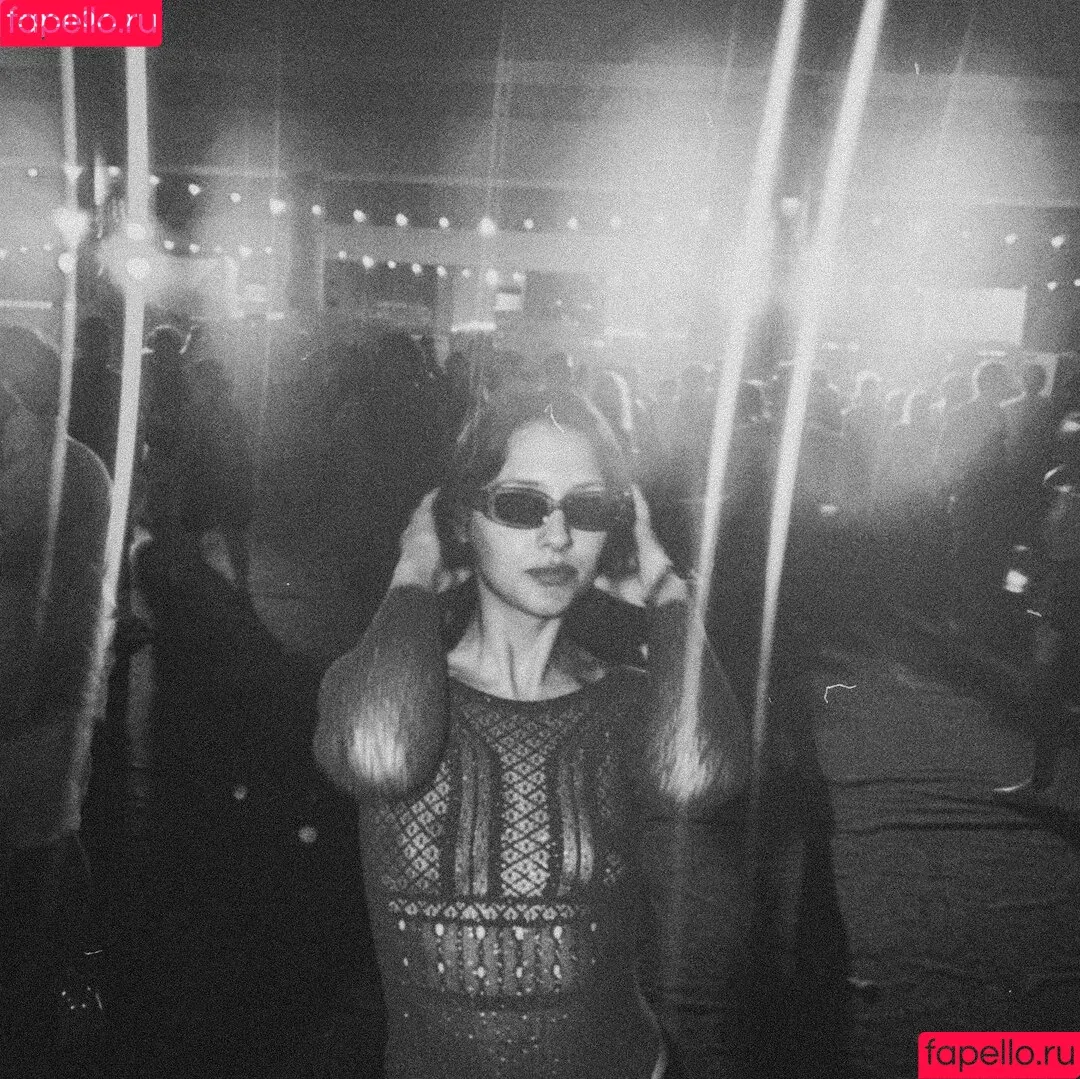 Sabela OT / aliceeee_watson / sabelamusic_ Onlyfans Photo Gallery 