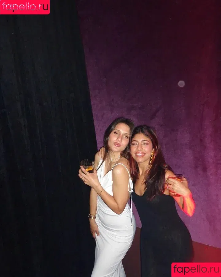 Sabela OT / aliceeee_watson / sabelamusic_ Onlyfans Photo Gallery 