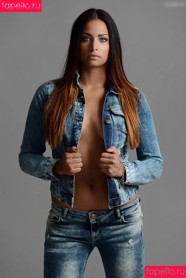 Amira Pocher / amirapocher Onlyfans Photo Gallery 