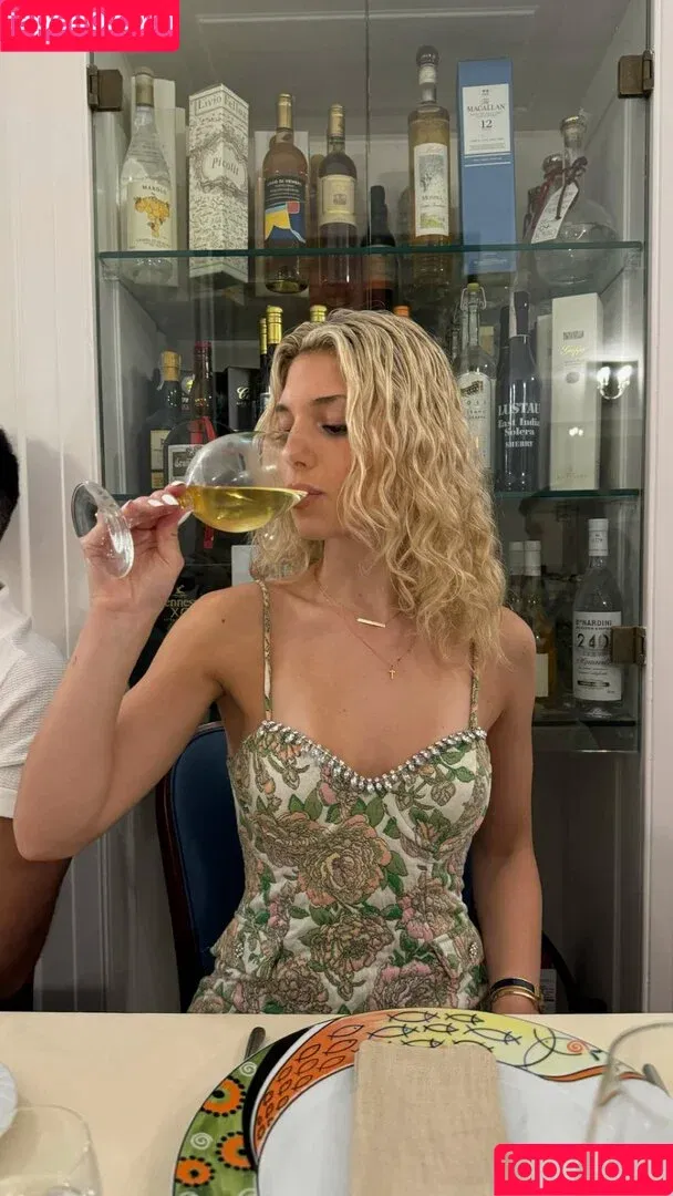 Megan Eugenio / Overtime Megan / Overtimemegan Onlyfans Photo Gallery 