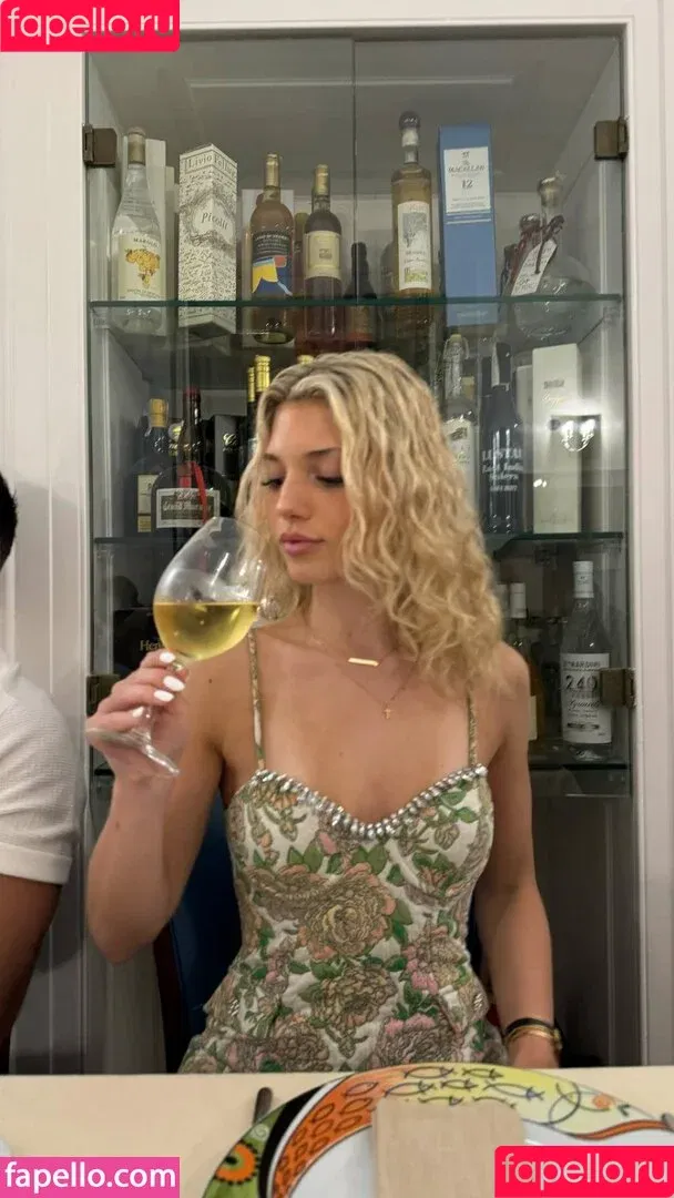 Megan Eugenio / Overtime Megan / Overtimemegan Onlyfans Photo Gallery 