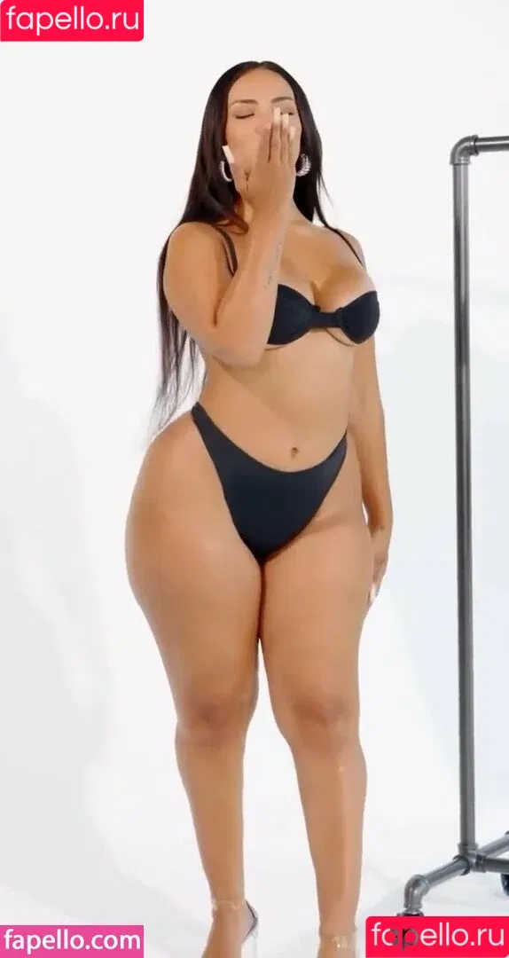 Caami Bernaal / caamibernaal / caamibernaalfree Onlyfans Photo Gallery 