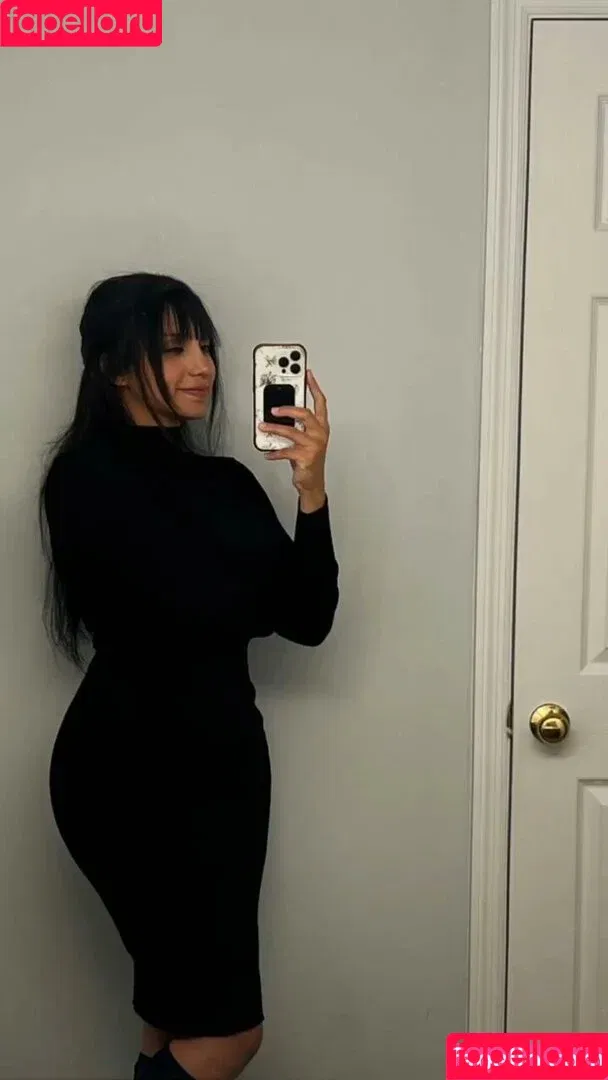 xanelle / xxubell Onlyfans Photo Gallery 