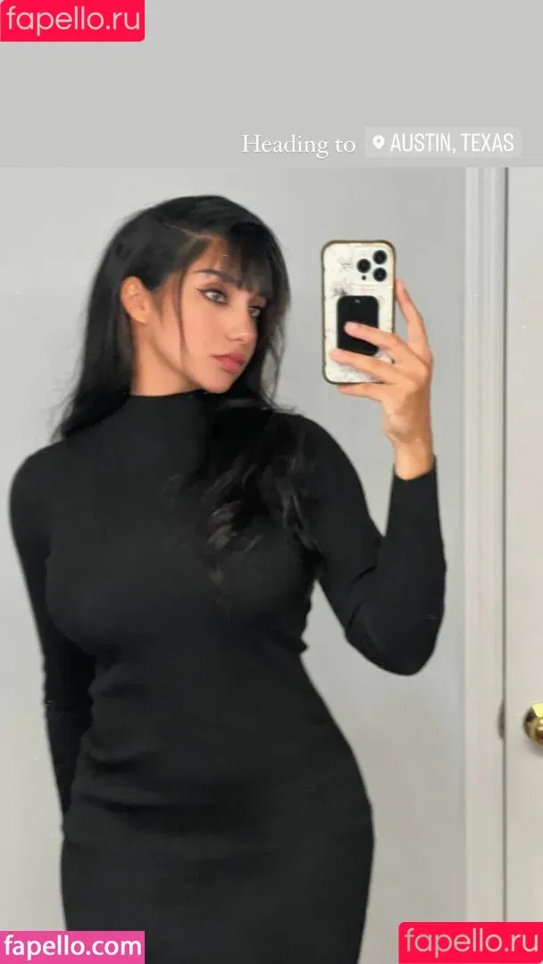 xanelle / xxubell Onlyfans Photo Gallery 