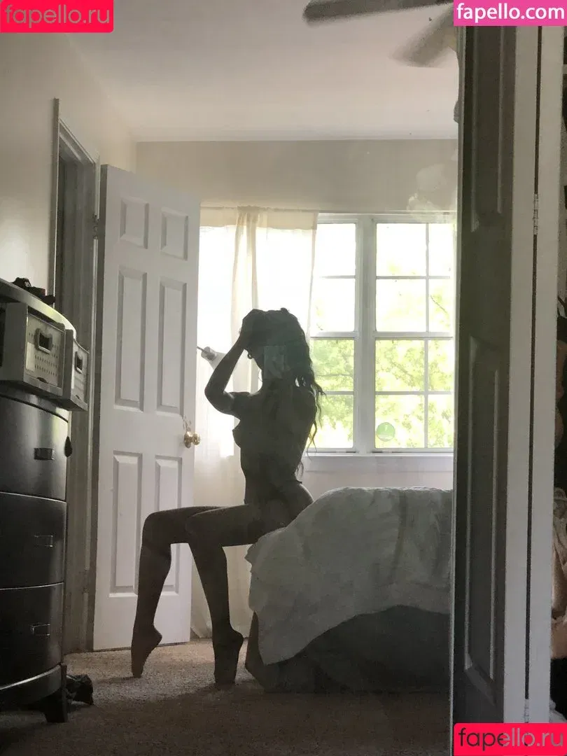 Briabackwoods / briabnbackwoods Onlyfans Photo Gallery 