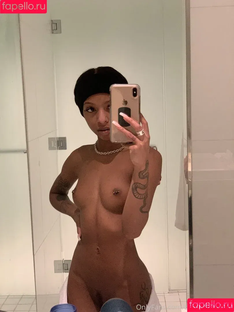 Briabackwoods / briabnbackwoods Onlyfans Photo Gallery 