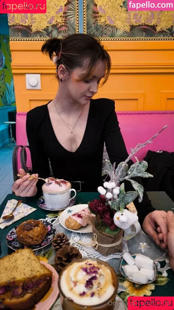 llily.18 / llily18 Onlyfans Photo Gallery 