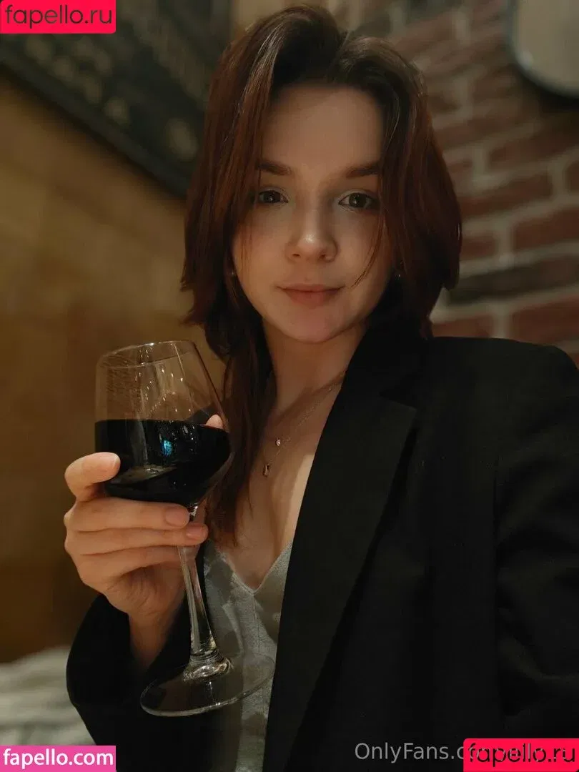 llily.18 / llily18 Onlyfans Photo Gallery 