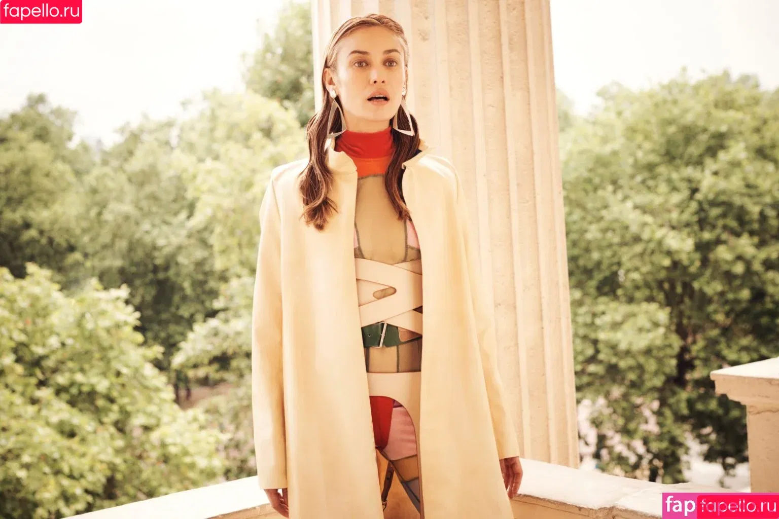 Olga Kurylenko / OlyaKurylenko / olgakurylenkoofficial / Ольга Куриленко Onlyfans Photo Gallery 