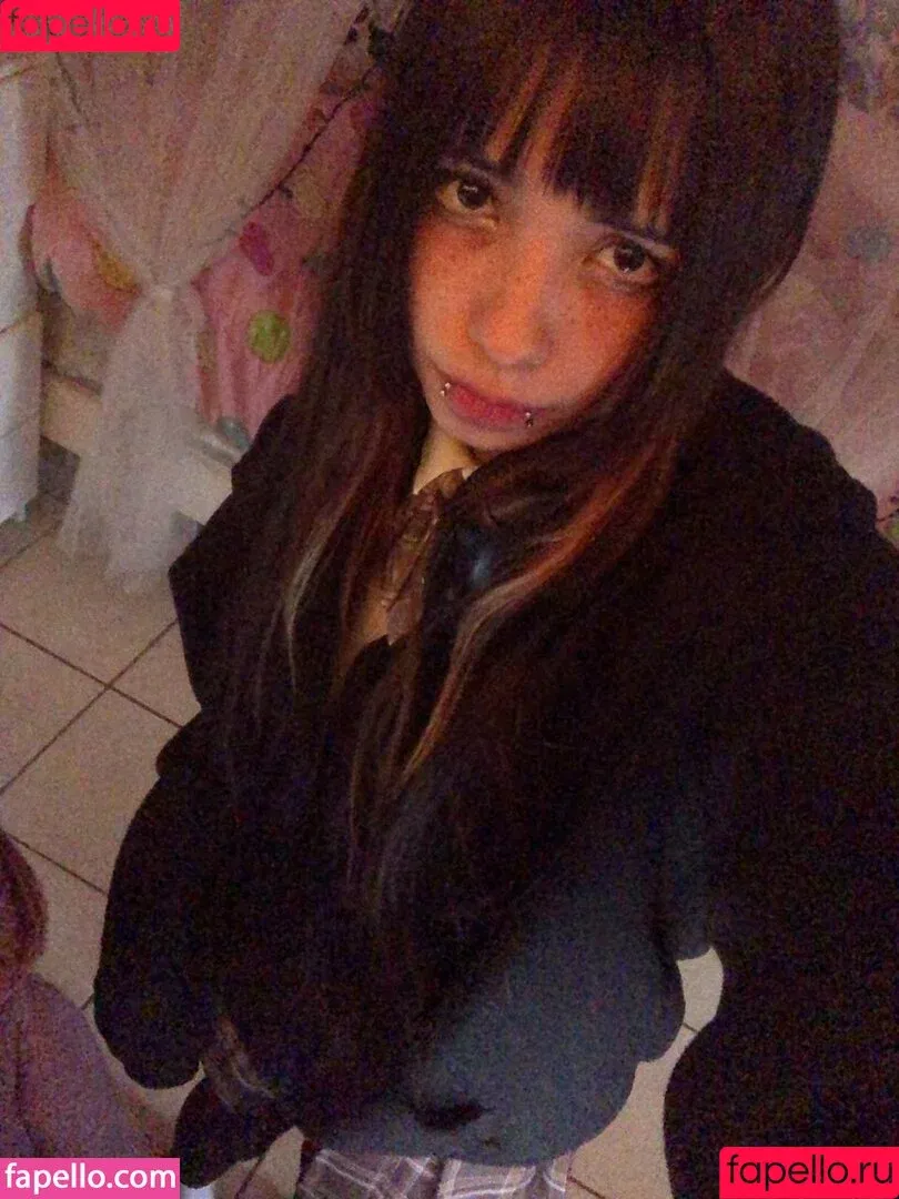 Miaau_miaau / Minalanis Jenn / miaau.miaau Onlyfans Photo Gallery 