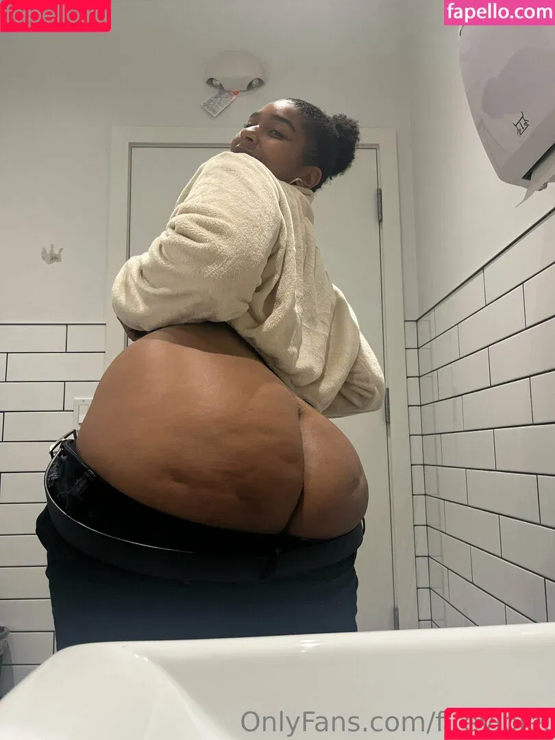 Violetfirelove / fireviolet / violet_fire_ / violetfire Onlyfans Photo Gallery 