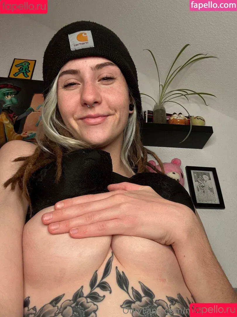 maxesecret / waifymaxes Onlyfans Photo Gallery 