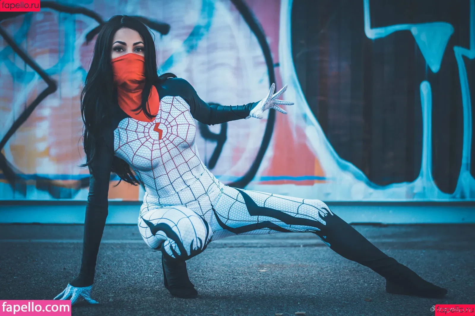 saramoni / saramonicosplay Onlyfans Photo Gallery 