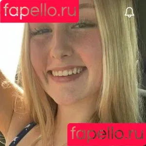 Anya Truax / anyatruax Onlyfans Photo Gallery 