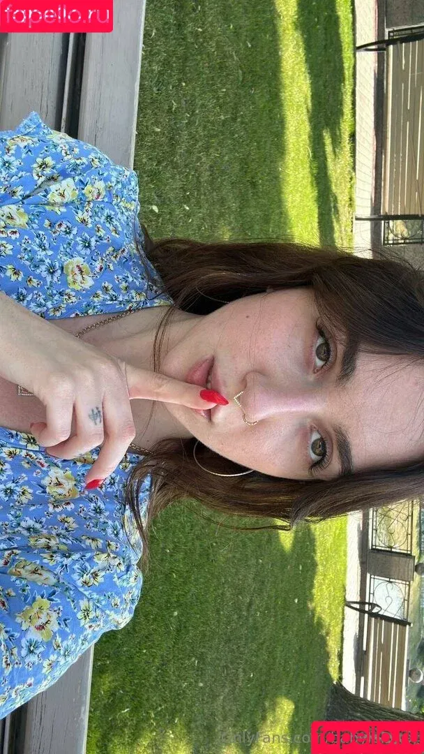 babysaralux Onlyfans Photo Gallery 