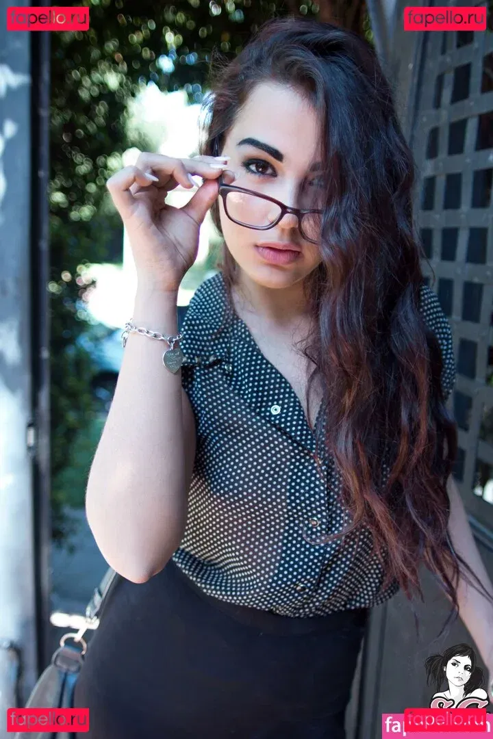 Illusion sg Onlyfans Photo Gallery 