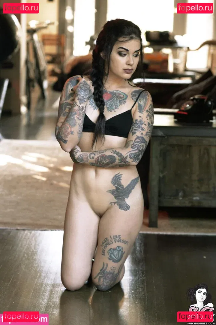 Illusion sg Onlyfans Photo Gallery 