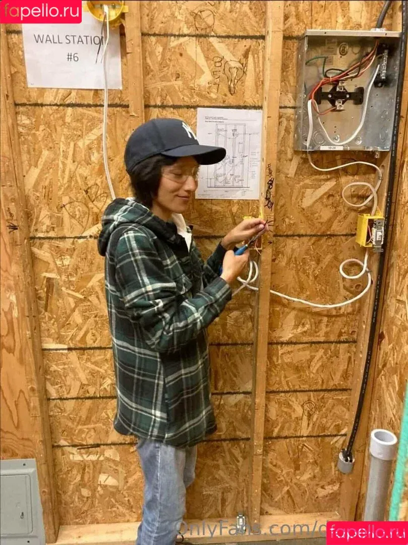 Everly Embers / dearevie / everly.r.embers Onlyfans Photo Gallery 