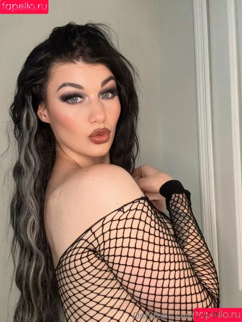 Bea Priestley / Blair Davenport / bdavenportwwe / bpriestley Onlyfans Photo Gallery 