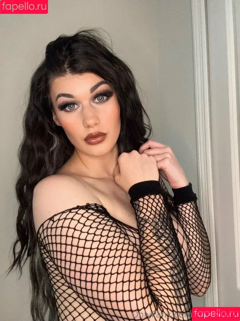 Bea Priestley / Blair Davenport / bdavenportwwe / bpriestley Onlyfans Photo Gallery 