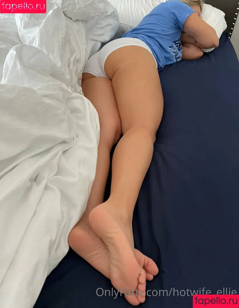 / Ekay2020 / Ellie_kay / Hotwife Ellie / Hotwife_ellie / ely_hotwife Onlyfans Photo Gallery 