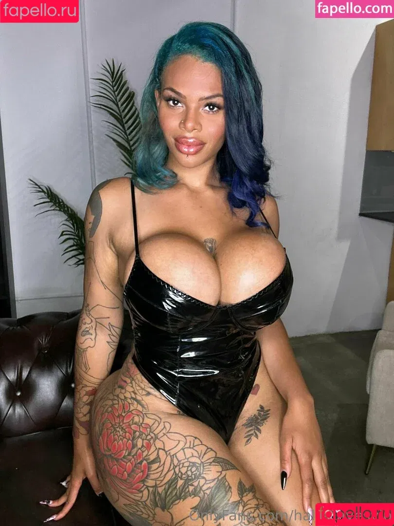 hallehayesreal / hallehayesvip Onlyfans Photo Gallery 