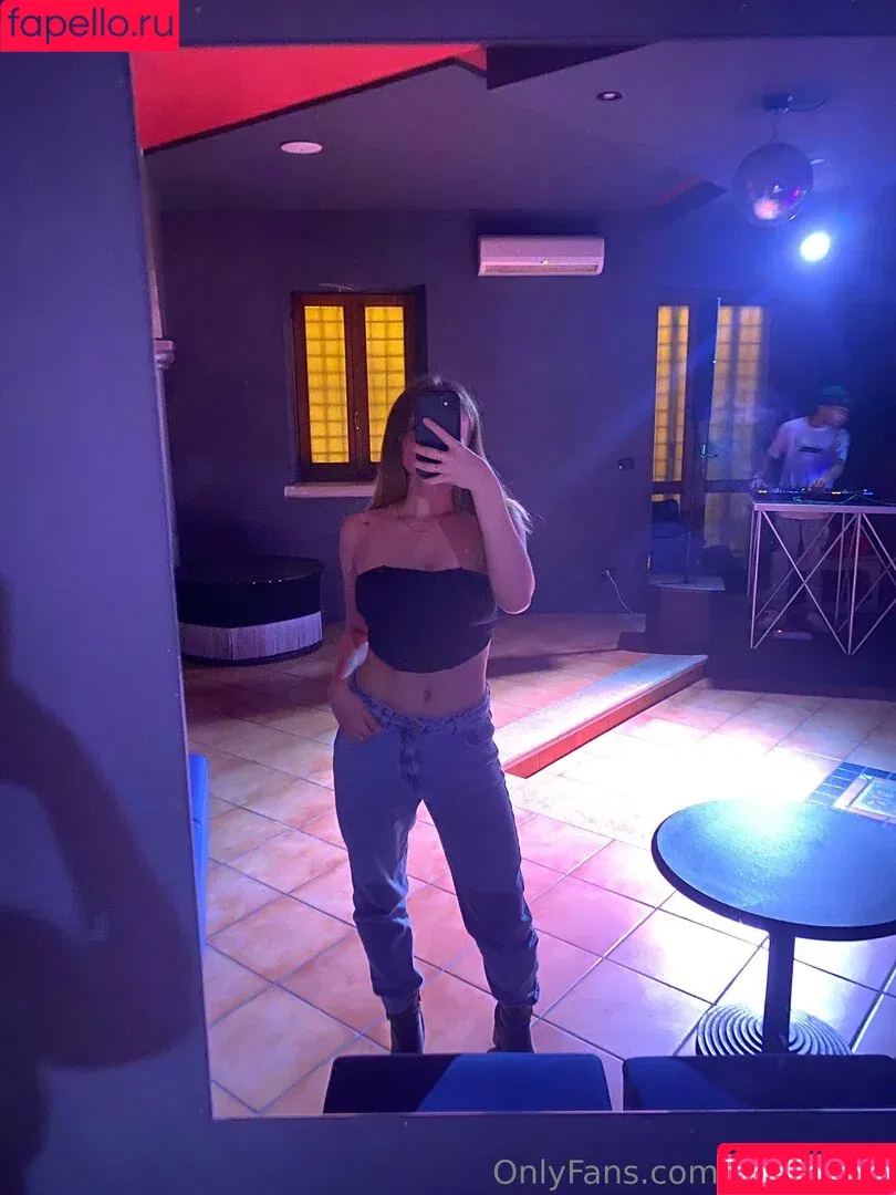 lilywilder_x / lilywilderx Onlyfans Photo Gallery 