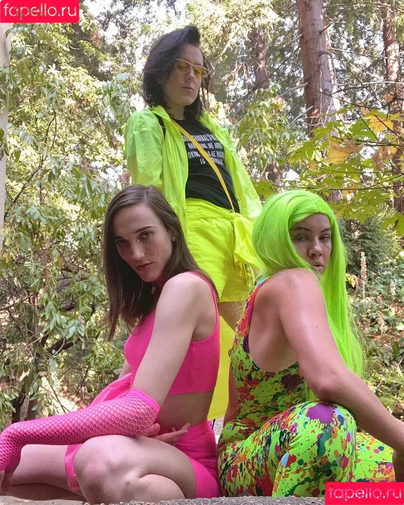 Kitty Kimz / _kitty_kimz / https: / kittykimz Onlyfans Photo Gallery 