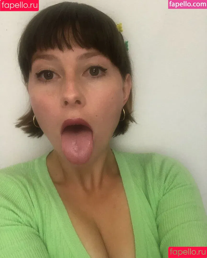 Bel Larcombe / Slice_of_salami_ / Bel Larcombe slice_of_salami_ / bel_larcombe_ Onlyfans Photo Gallery 