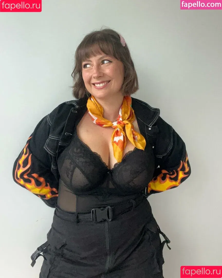 Bel Larcombe / Slice_of_salami_ / Bel Larcombe slice_of_salami_ / bel_larcombe_ Onlyfans Photo Gallery 