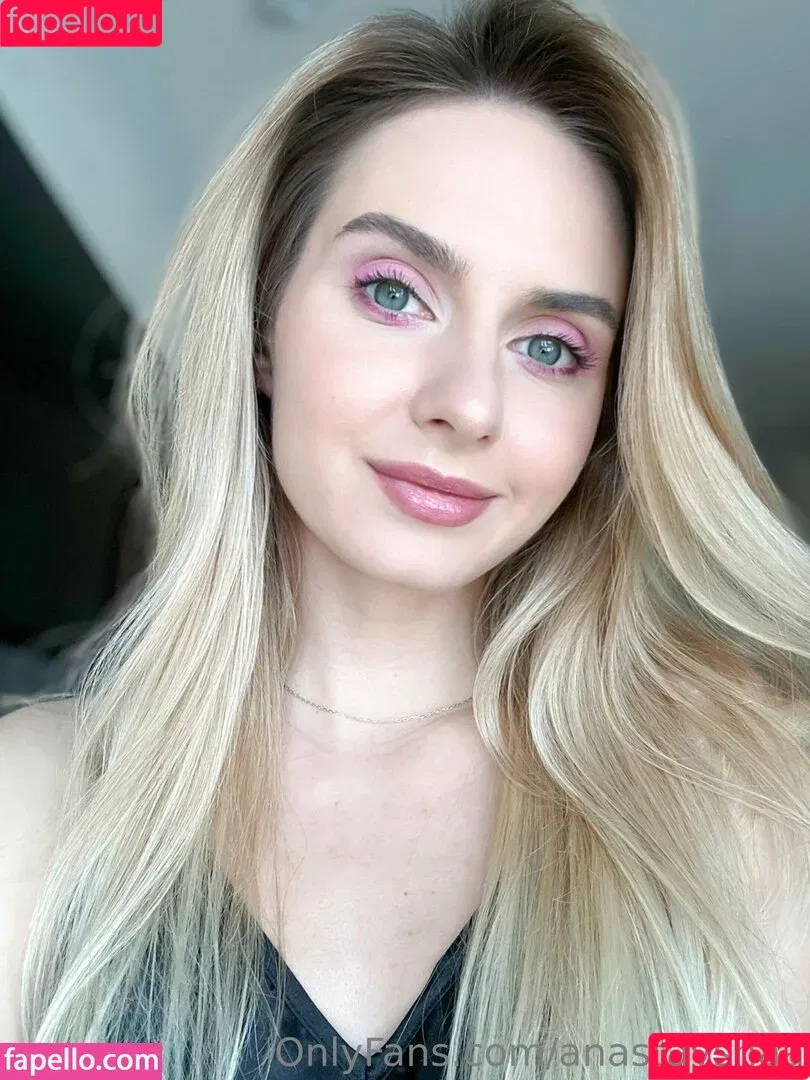 a.n.a.s.t.a.y.s.h.a.a / anastayshaa / stacy_swan Onlyfans Photo Gallery 