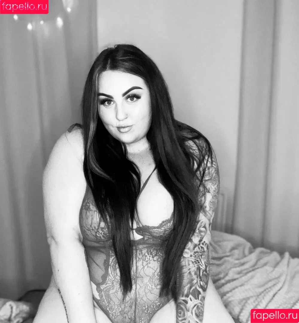 Kimberley / https: / kimberleylouxo / kimmy_kimberley Onlyfans Photo Gallery 