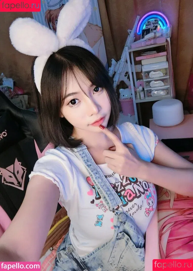 Ayumi12456546 / ayumi.chan0 / ayumi12 / ayumi_cn0 Onlyfans Photo Gallery 