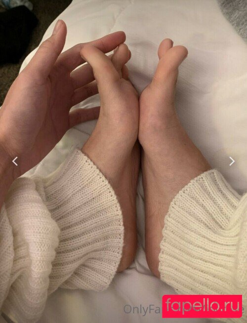 iovrese Nude Onlyfans Photo 30