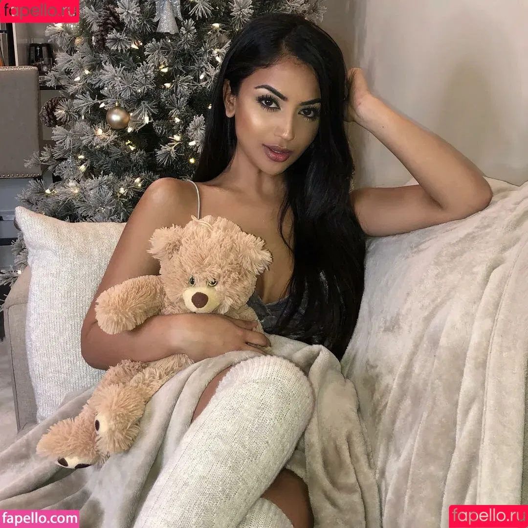 Aneeqa Farid / aneeqafarid Onlyfans Photo Gallery 