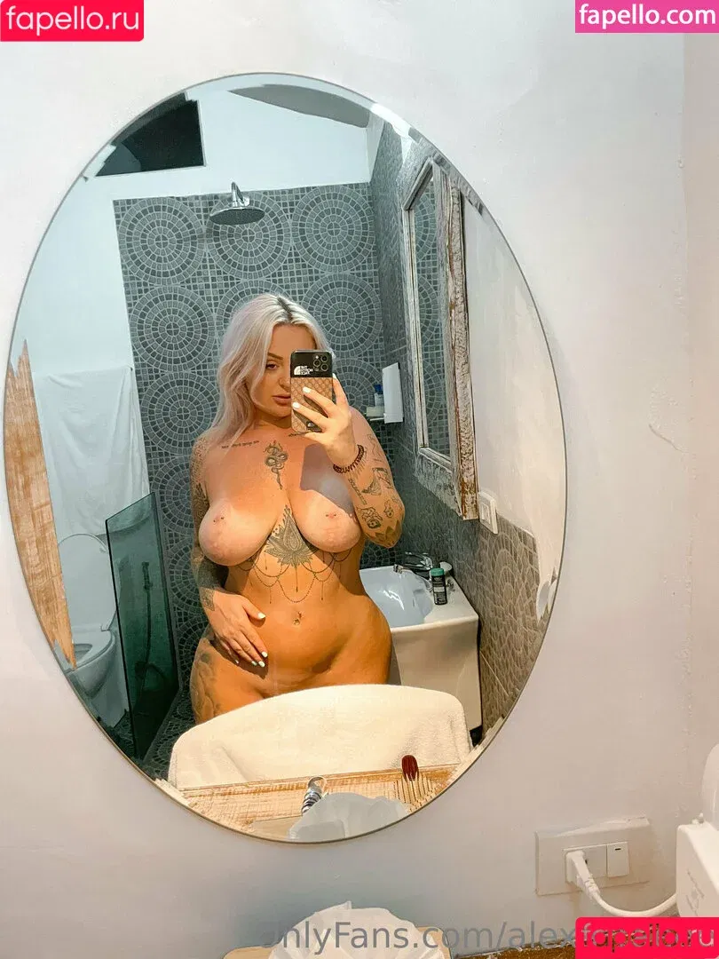 Alexa_raeee / alexa_rae / alexa_raee Onlyfans Photo Gallery 