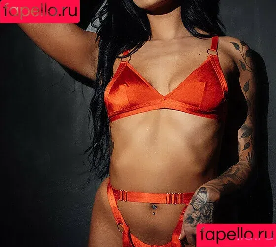 Ariana Starr / arianastarrxo / xoarianastarr Onlyfans Photo Gallery 