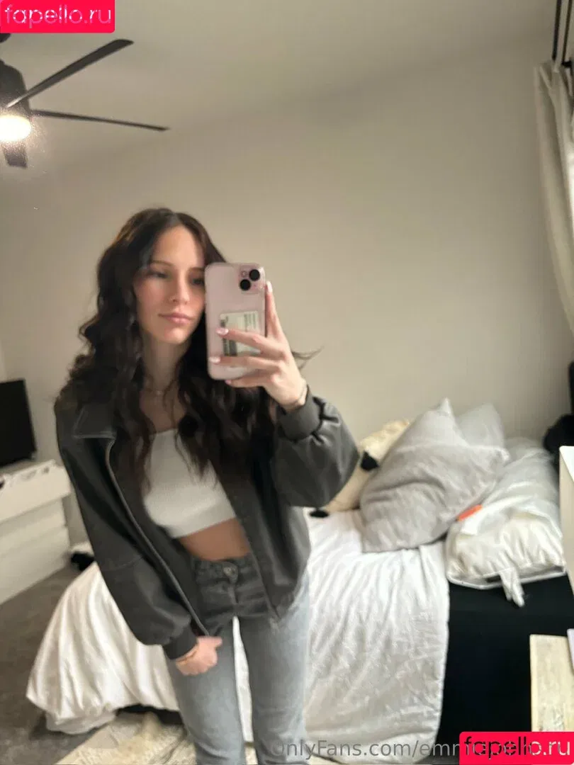 emmie_johnston / emmiejohnson Onlyfans Photo Gallery 