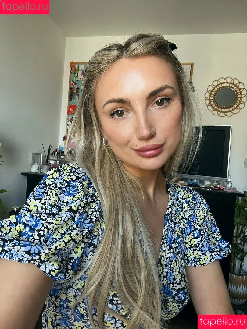 louisezus / louisezus_ Onlyfans Photo Gallery 