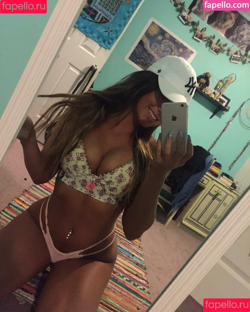 KrissyTaylor Onlyfans Photo Gallery 