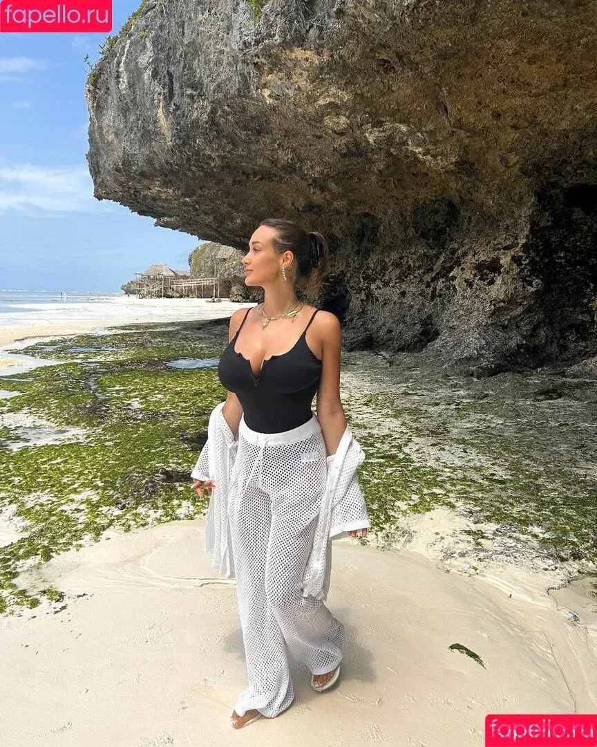 Lou Paul / anna_paull / lou_ap Onlyfans Photo Gallery 