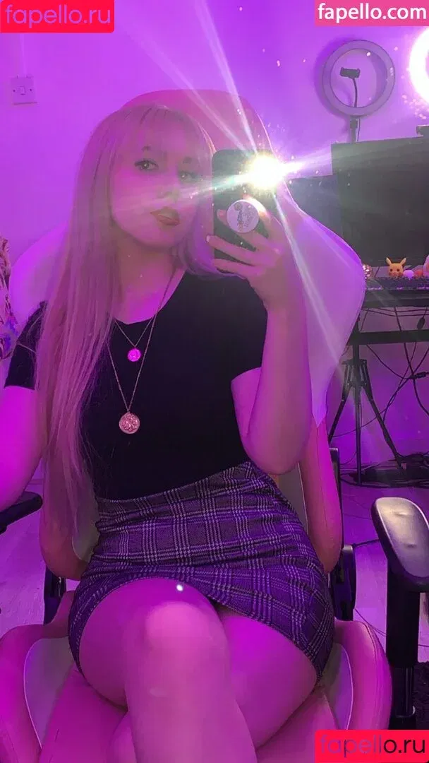 cheekygigi / georgina_jgr Onlyfans Photo Gallery 